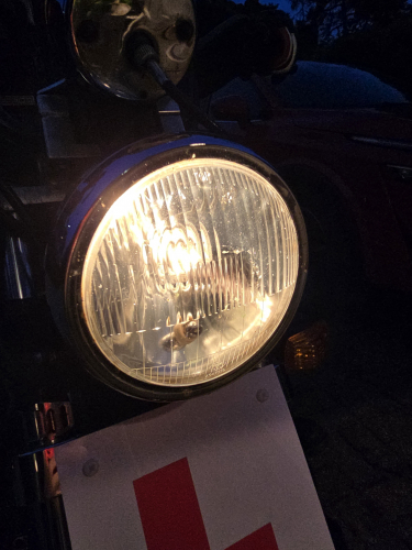 Sealed beam headlight on motorbike
My cousin got his second motorbike which is a Honda one and it is made in 1999
