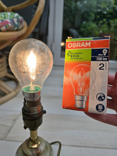 OSRAM 42W halogen eco retrofit GLS bulb
This was made during like the start of mainstream halogen retrofit GLS bulbs for energy saving 
