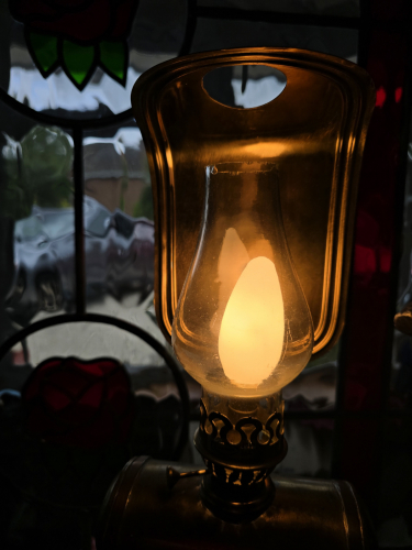 BELL 40W SBC candle opal bulb lit up
At first thought it was EOL but after a good readjustment it worked 
