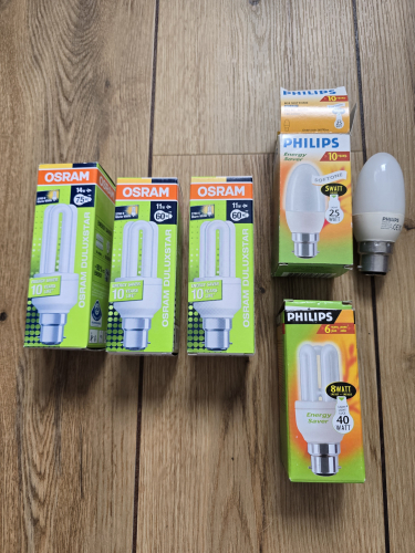 Childhood era CFLs 
Philips and OSRAM CFLs all from my childhood era - the OSRAM ones are later on 
