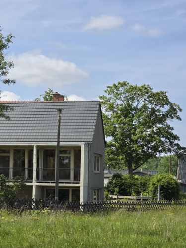 RSL 2 MV streetlight 
Spotted from the steam railway line onwards to Nordhaussen Nord from Wernigerode 
