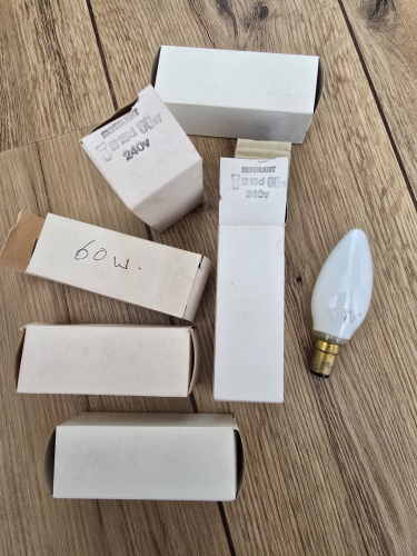 Silverlight 60w opal candle bulbs
From the car boot sale today 

