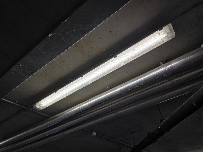 T5 fluorescent fixture
Looks to be a Wirefield make 

This was somewhere in Newbury 
