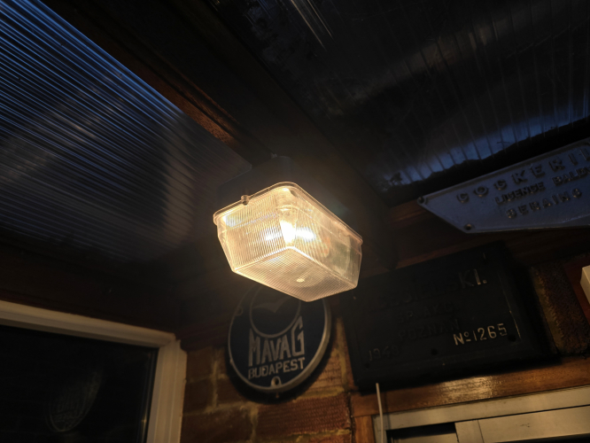 Status 42W GLS halogen bulb in the conservatory bulkhead
I finally got fed up of the fireglow bulb so changed it for a halogen 42W GLS 

Clear halogen and/or incandescent bulbs suit prismatic covered bulkheads like those extremely well
