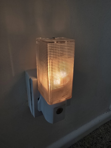 Lyvia 7w nightlight lit up
Here it is lit up
