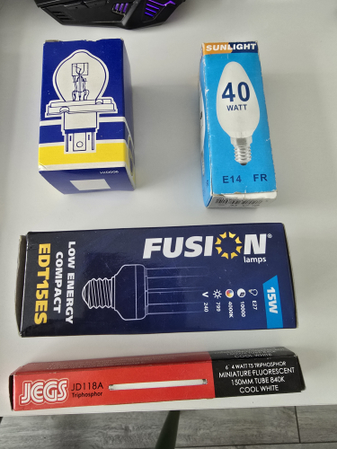 Finds at Isle of Wight
Here are my finds - not from car boot sale but from two shops 

Ring R410 40W car bulb - Ironmonger shop in Yarmouth
Sunlight 40W pearl candle - charity shop in Freshwater
Jegs 4W T5 840 tube - ironmonger shop in Yarmouth 
Fusion 15W CFL - charity shop in Freshwater
