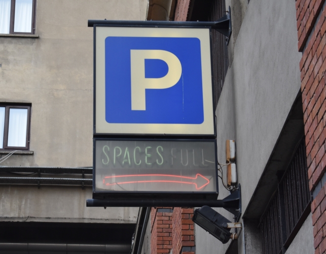 Fluorescent/neon car park sign in Dublin
Spotted this in Feb. 2019. Thought it was nice, with a backlit fluorescent sign indicating the car park and red and green neon lettering below for the spaces available and full.
