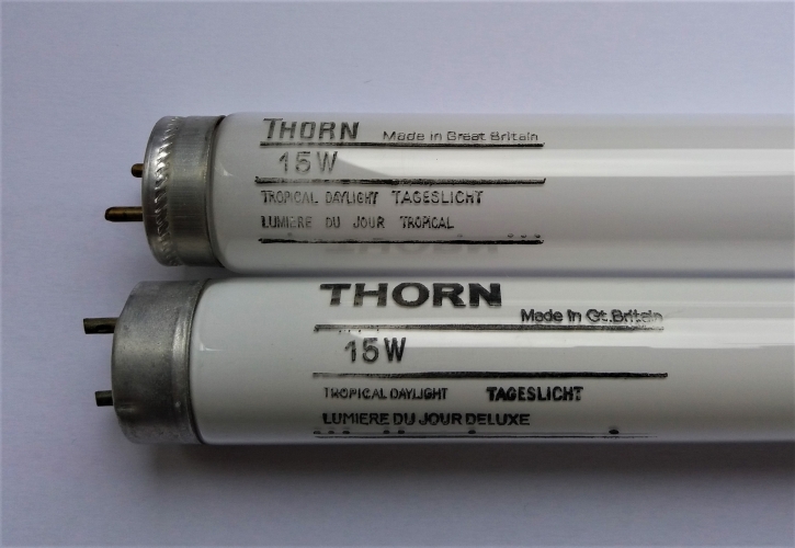 Thorn 15w T8 Tropical daylight tubes
More chance finds from the lamp bin some months ago. Both appear to have had little to no use at all.
