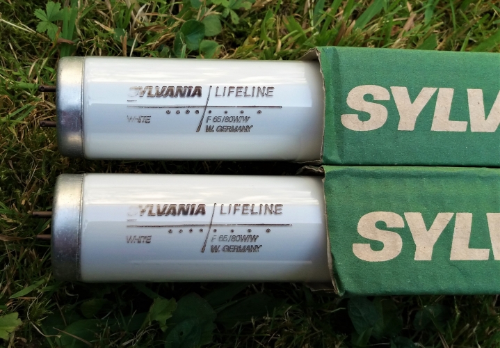 Sylvania Lifeline 65w tubes
Found on FB.
