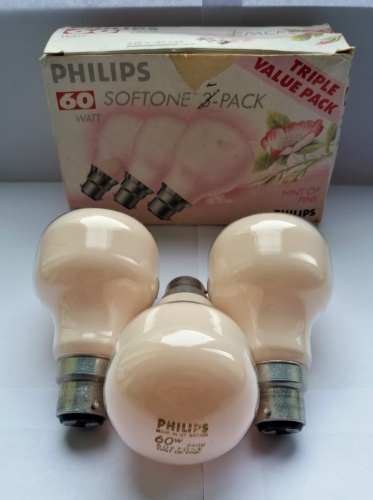 Philips Softone Pink Pack of 3
These aren't often seen in packs of 3! Quite funky lamps anyway these.
