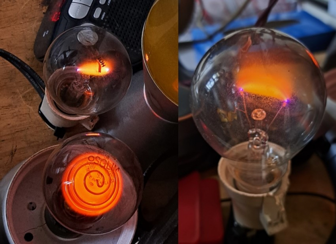 Stable arc in a clear filament lamp
A very pretty arc shown lit in an EOL clear GLS lamp. I can't quite remember how this effect was achieved but it was a very stable arc, quite dim and didn't show any signs of extinguishing. A lovely effect! Note the rather nice Osglim creeping into the shot as well, lol
