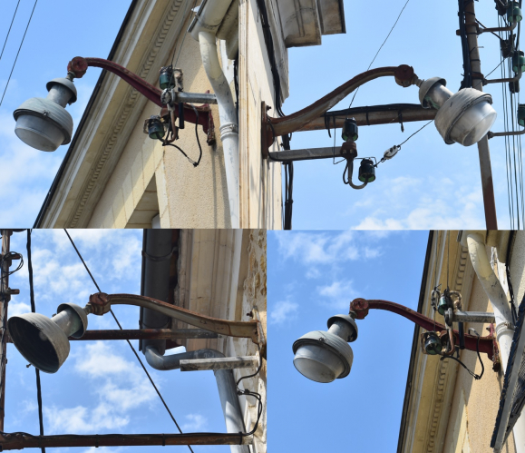 Holophane 1960's French top-entry mercury lanterns
Pictured in the town of Bergerac, France. Their bowls almost have a British GEC look to them, but the lanterns themselves are of quite a typically French design.
