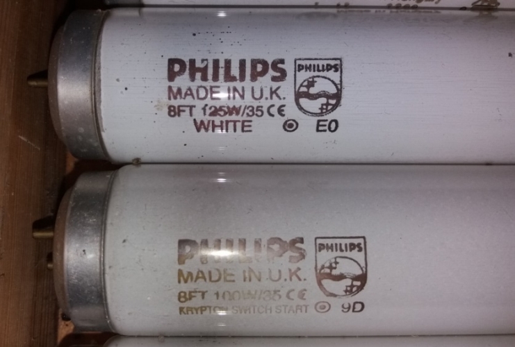 Philips 100w and 125w T12 tubes
Recycling finds, working.
