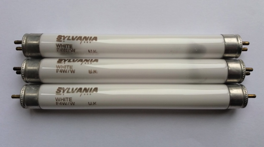Sylvania 4w tubes
Bin finds, all look to still have life left in them!

