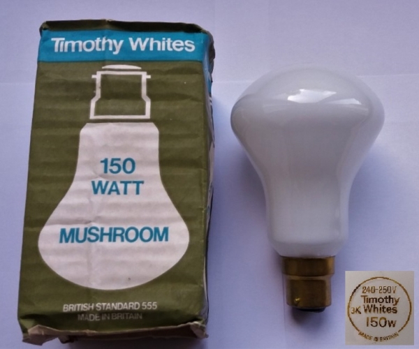 Timothy Whites 150w mushroom lamp
Crompton made. Anyone know who Timothy Whites were?
