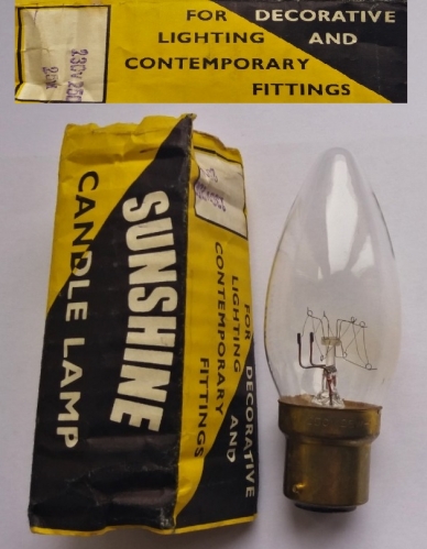 Sunshine 25w candle lamp
Interesting filament arrangement on this lamp. I don't know how old this one is but it appears to be pretty ancient looking.
