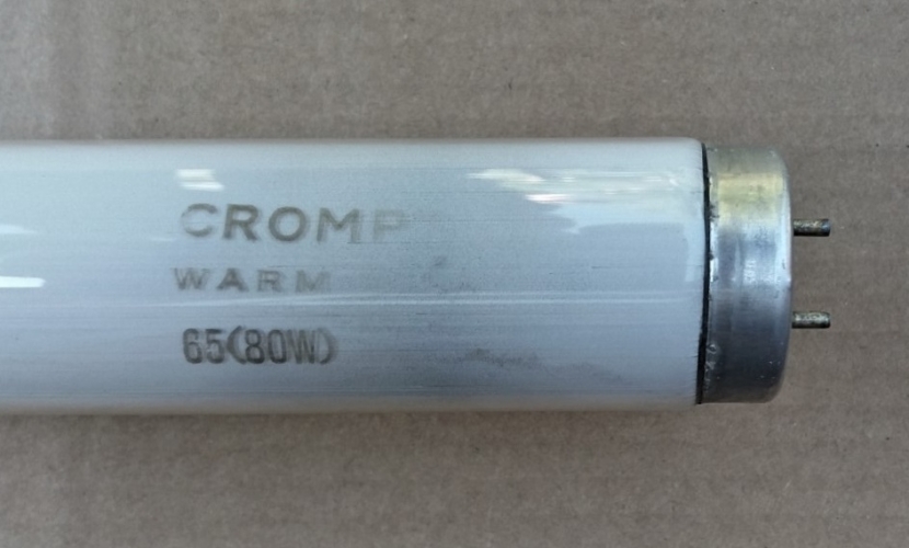 65w Crompton tube made by Endura
I found this relic in the lamp bin this morning. It's been used and not too much of the etch remains but it's a very nice tube nonetheless. The phosphor has formed interesting patterns down the side.
