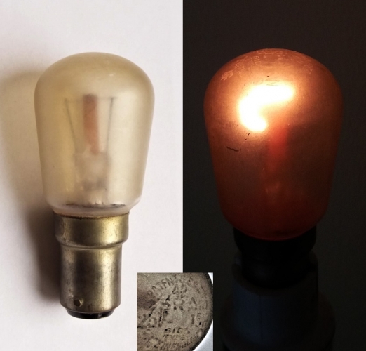 Osram - GEC 25v frosted pygmy lamp
This lamp was also found yesterday. These little lamps are actually quite rare indeed, the external coating is quite interesting and so is the rated voltage.
