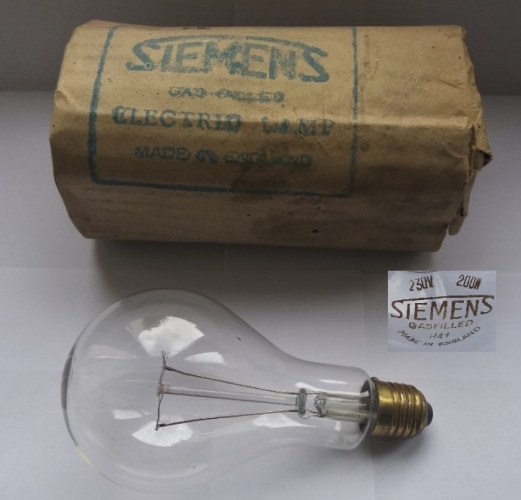 Siemens 200w GLS lamp
A recent Ebay find, this lamp must be from the 1930s or 1940s.
