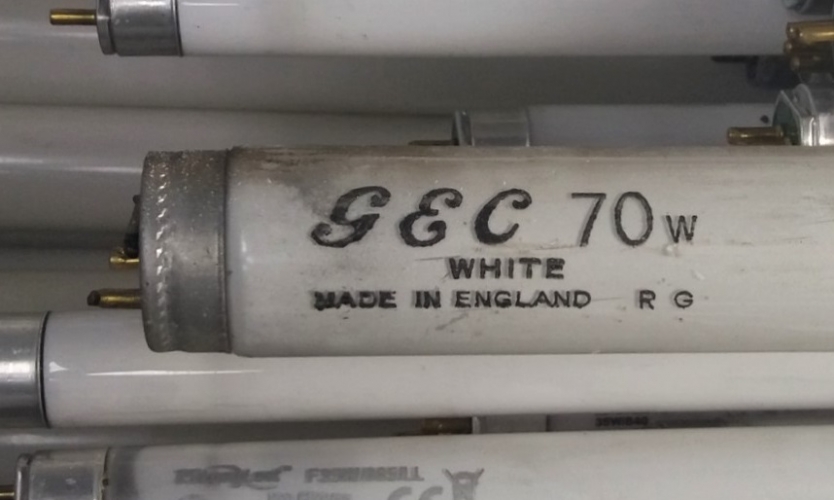 Old GEC 70w T8 tube (broken)
This was a real shame, I took this photo in the lamp bin. The pins were bent on this end and the other end was completely smashed!
