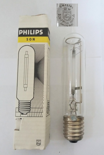 Philips 150w SON-T Plus lamp
A new addition to my collection, previously I had no SON "Plus" lamps.
