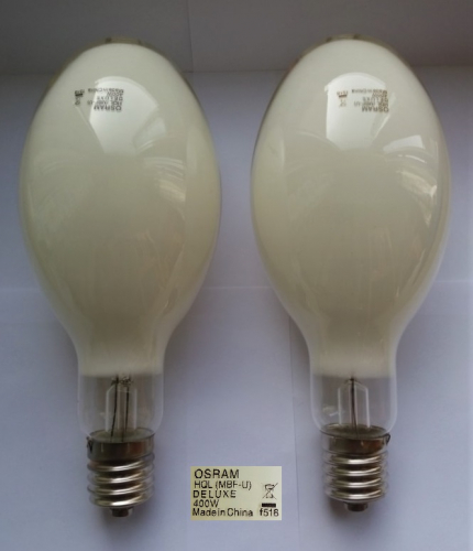 Osram 400w HQL Deluxe mercury lamps
This rather nice pair of Deluxe phosphor lamps were found in a lamp bin this morning, and both appear NOS or with very little wear. Sadly these are fairly modern Chinese versions, but they are a welcome find nonetheless.
