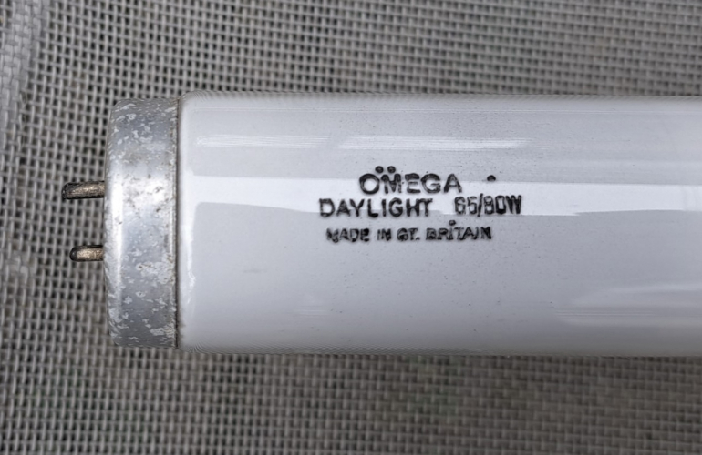 Omega 65w daylight T12 tube (EOL)
Quite a nice old tube found today, EOL sadly so I will probably dispose of it again.
