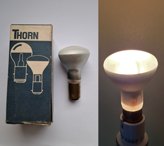 Thorn 12v 24w display reflector lamp
I was very pleased with this little find yesterday, found on the back of a shelf covered in dust. Thorn offered these unusual display lamps for quite some time in a variety of types. This lamp has a frosted external coating.
