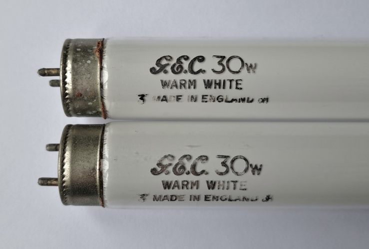 GEC 30w warm white tubes
This lovely old pair of tubes was also part of yesterday's haul.
