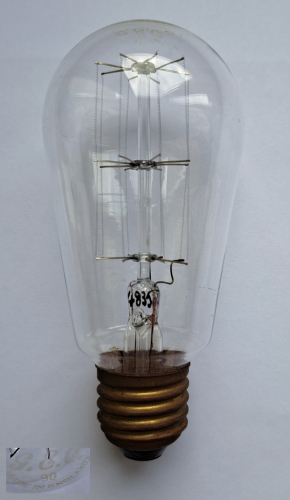 Larger GEC barreter/resistor lamp
Another one of these unusual resistance lamps for my collection, I must have a fair few of all the ones that GEC made by now.
