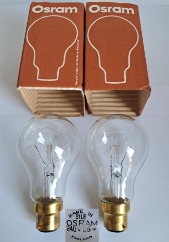 Osram - GEC 25w clear filament lamps
Some nice finds from a couple of weeks ago, I found these lamps in a local hardware store. There is something rather pleasing about the neat packaging and etch these have.
