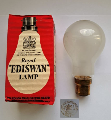 Royal Ediswan 40w GLS lamp
Obtained from another collector. This lamp along with its packaging is pristine for its age.
