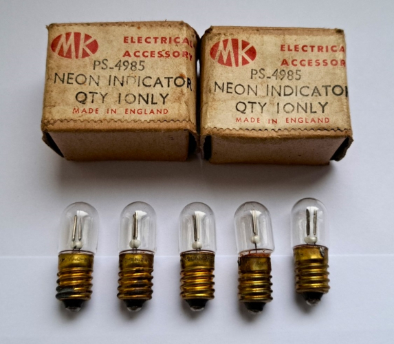 MK miniature neon indicator lamps
Some nice recent Ebay finds! These nice little lamps were purportedly made (or at least sold) by MK, a very well known manufacturer of plugs/sockets here in the UK. I'm not sure what kind of equipment these lamps are used in but I think they can still be purchased today!
