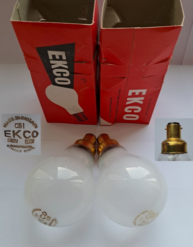 Ekco 60w lamps with B15 base
Found on the same website as the previous examples! When I ordered the lamps, no brand was specified so it was particularly nice to receive these lovely old Ekco examples.
