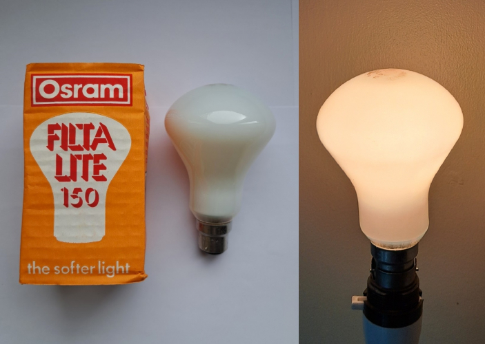 Osram Filtalite 150w mushroom lamp
This lovely lamp was recently obtained in a trawl with fellow collector Keiron - thank you very much! I have 1 or 2 150w Filtalites here and there but none had their original packaging. Etch is quite smudged but date code is "8UJ".
