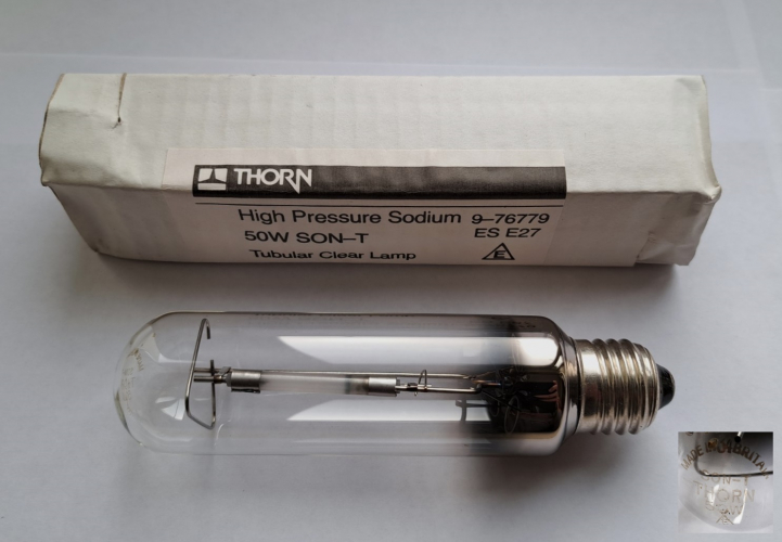 Thorn 50w SON-T high pressure sodium lamp
A recent find on Ebay - although the seller initially had lots of these in stock I was lucky to get one as they shortly sold out following my purchase. I already have Thorn HPS lamps in 70w and 150w, so nice to find one of these smaller 50w ones.
