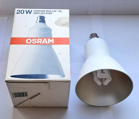 Osram Dulux EL 20w Reflector CFL lamp
Another one of these for the collection, this time a 20w version with B22 still with its (somewhat battered!) box.
