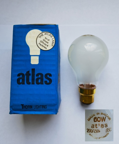Atlas 60w Rough Service pearl GLS lamp
Thorn usually only really seemed to employ the Atlas name on their fluorescent tubes and discharge lamps, so it's nice to see an Atlas-branded GLS lamp for a change. This lamp's packaging and general appearance is quite clean and tidy, if you see what I mean!
