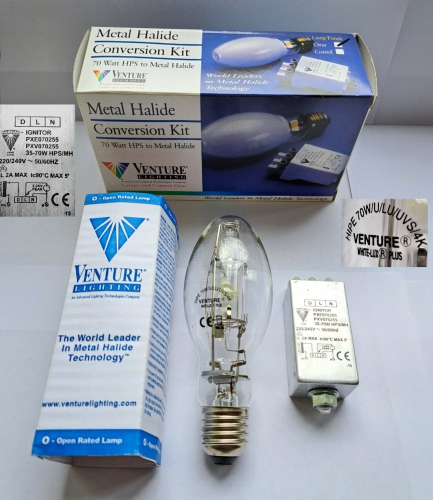 The Venture "Metal Halide Conversion Kit"
The last photo for today - a Venture supplied kit consisting of a 70w metal halide lamp and ignitor, designed for quite quickly converting existing HPS fittings to MH. Rather neat I thought!
