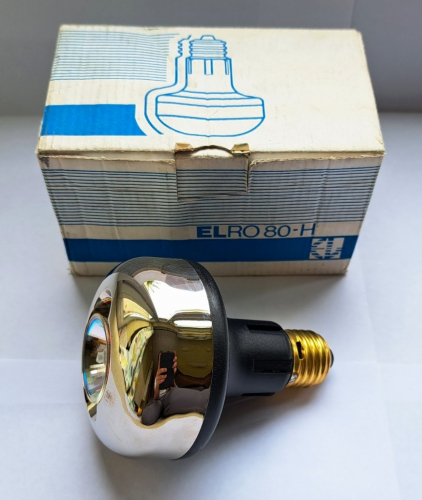 Economy Lighting ELRO 80-H halogen adapter lamp
Another obscure energy-saving product from the 1980's, designed to replace a conventional R80 spotlight lamp, which didn't really catch on due to its pricy and heavy nature... Interestingly I found one of these years ago but it's slightly less fancy than this one and features a more plain white plastic trim around the lamp.
