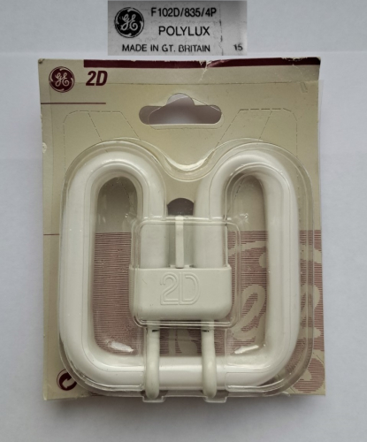 General Electric Polylux 3500k 10w 2D lamp
A rather nice find from Ebay a day or two ago - up until now I only had 2700k 10w 2D lamps, the 3500k variants seem to be fairly rare.

