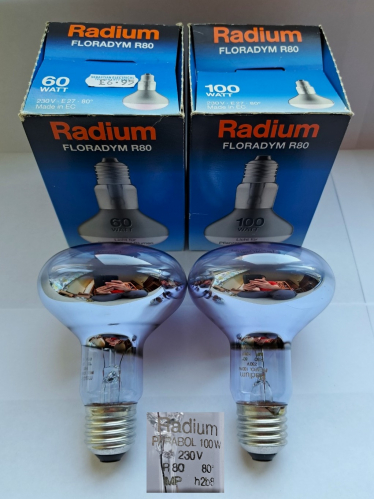 Radium Floradym 60w and 100w plant lamps
Here are a pair of unusual lamps - the idea behind these being that the Neodymium glass makes the plants look all fancy basically lol.
