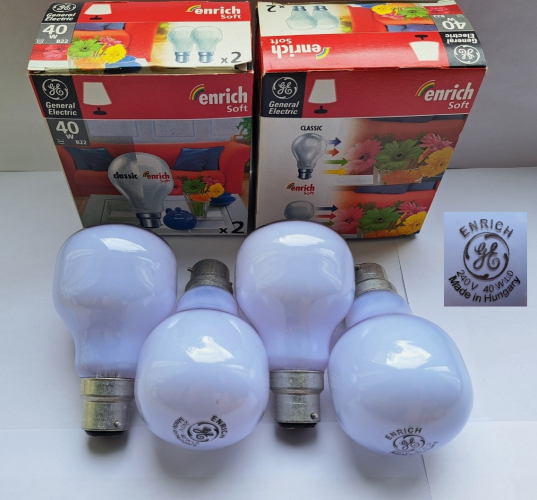 GE Enrich 40w "T-shape" filament lamps
Here are some unusual and rather rare lamps I picked up recently, for free no less. As far as I know GE's range of "Enrich" lamps was never very popular here in the UK or in Europe for that matter, in the USA they were commonplace. Unusually, these European Enrich lamps all featured a T-60 "Softone" kind of shape.
