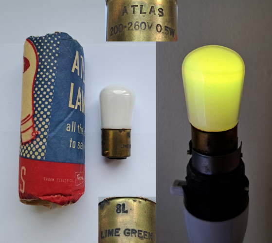 Atlas 0.5w Lime Green neon nighlight lamp
At long last, after having enviously eyed multiple examples of these lamps in other people's collections for many years, one of them finally appeared for sale on Ebay. I hadn't realised just how washed-out the green colour of these lamps is, it's definitely a shade of "Lime".
