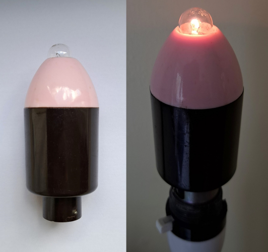Another(!) Old bakelite nightlight lamp
Yet another Nightlight lamp variant I found on Ebay recently.. I have a few of these already, which feature no plastic cone around the little torch bulb to direct light downwards, but the surround around the lamp is either white or silvered. This is the first time I've seen a pink version!
