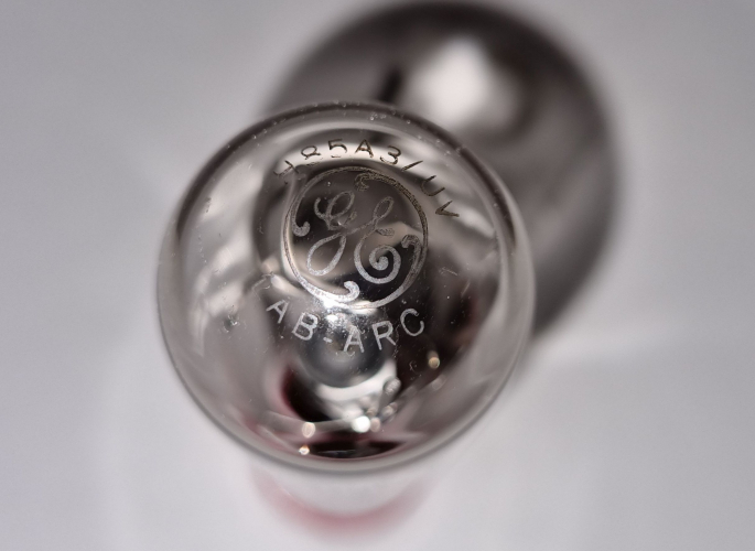 Very old H85A3 mercury lamp
