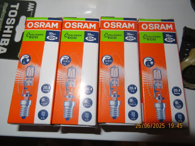 Four Osram Halogen Eco 30W E14 halogen lamps from Aliexpress
I bought these for my black spotlight above my bed.
