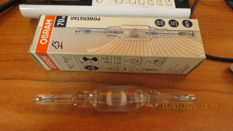 Osram HQI-TS 70W/WDL Excellence
This is my used lamp. It have less elliptical arctube than @Beta 5 lamp, and have more optical space that isn't covered by zirconia.
