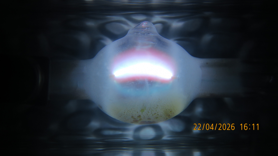 The arc of my Aliexpress 70W 5000K MH lamp
The lamp seems to copy BLV daylight MH lamps halide chemistry, as it have Na-Sc-Dy-Tl:
[url=https://postimg.cc/Mfqg7rZh][img]https://i.postimg.cc/Mfqg7rZh/IMG-1246.jpg[/img][/url]
