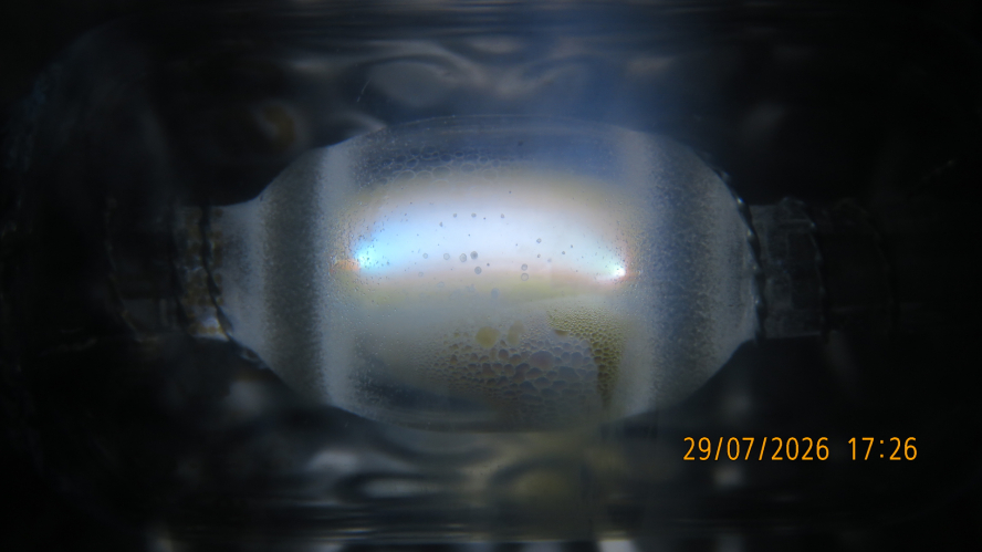 The arc of my Osram HQI-TS 70W/D Excellence
Notice the yellow mantle of the arc. I've never seen this before. What causes this?
